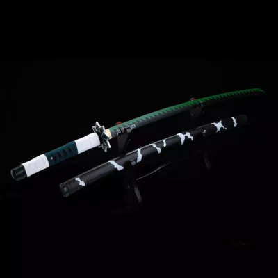 Katana med vitt krokodilhandtag